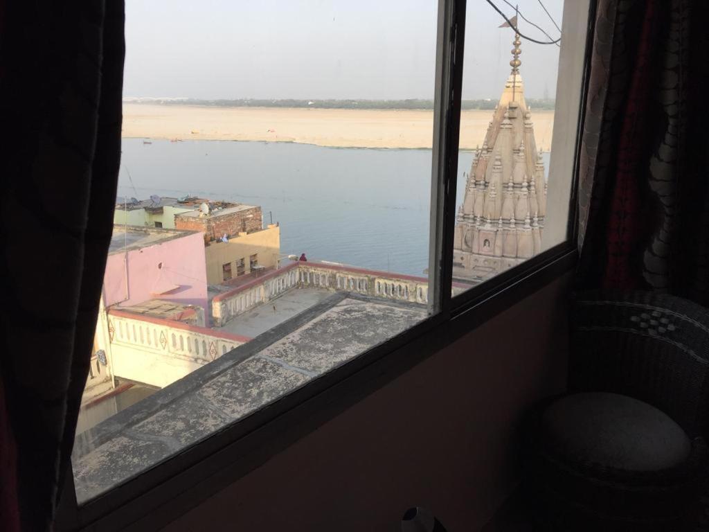 P G On Ganges 瓦拉纳西 外观 照片